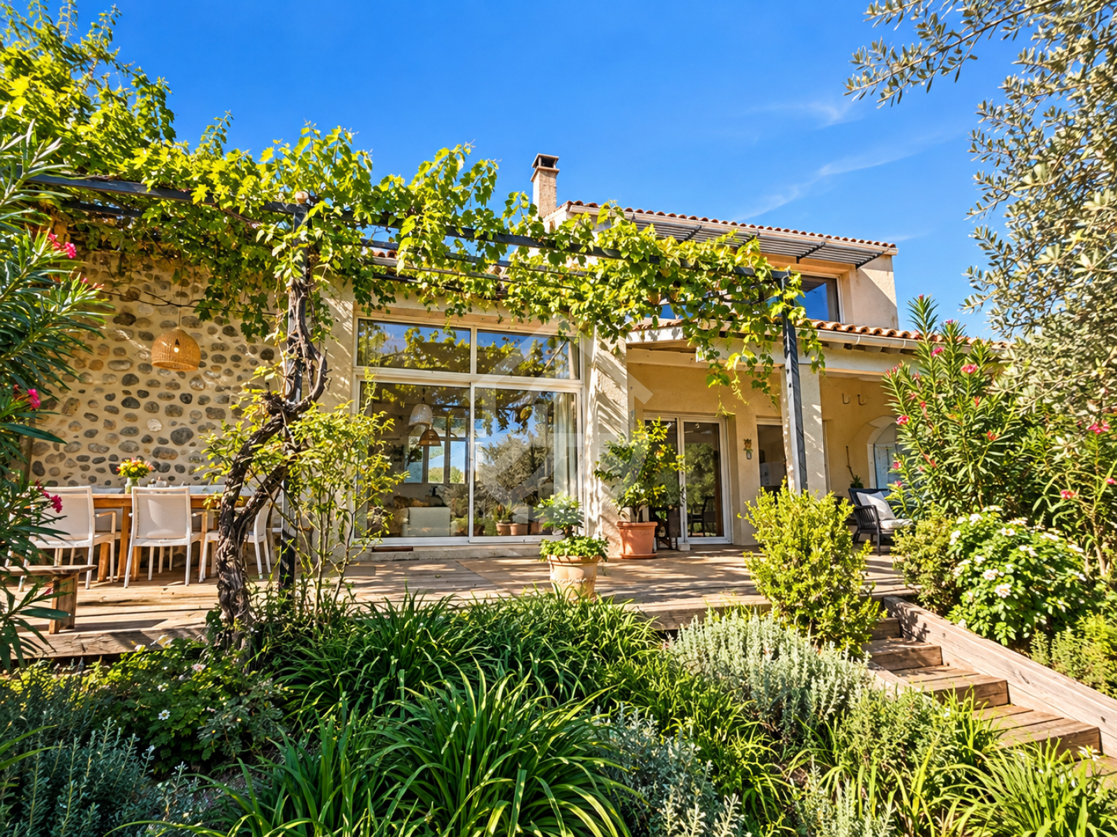 Maison 7 pièces 184 m² · à Saint-Marcel-lès-Valence · 184 m² · 565 000 €